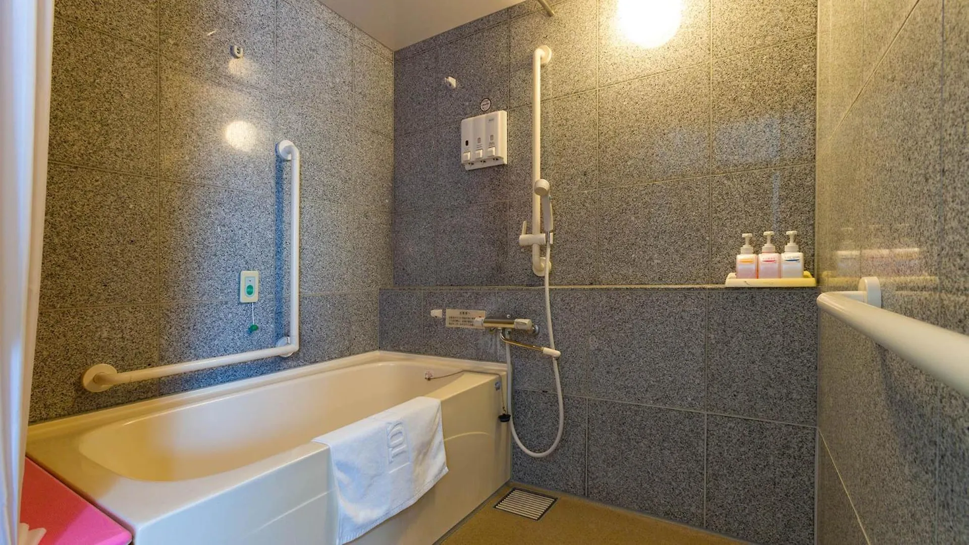 Toyoko Inn Kobe Minatogawa Koen 日本